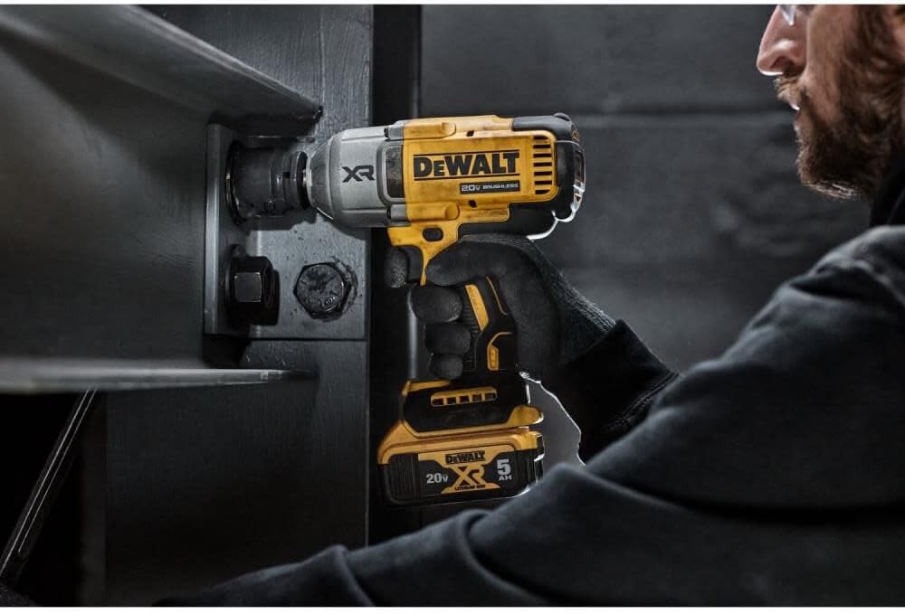 DEWALT 20V MAX Cordless Impact Wrench Kit, 20V MAX, 1/2" Hog Ring With 4-Mode Speed, Includes Battery, Charger and Kit Bag (DCF900P1) - Image 8