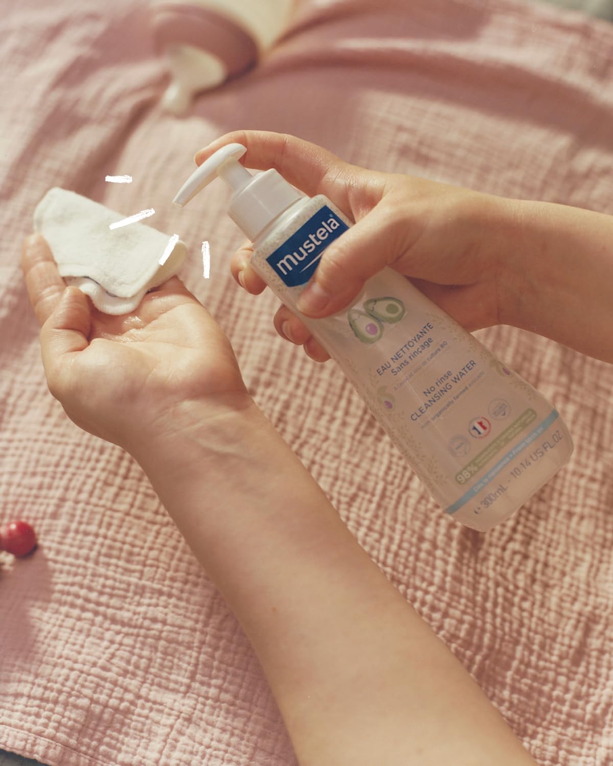 Mustela Newborn Arrival Gift Set - Baby Skincare & Bath Time Essentials - Natural & Plant Based - 5 Items Set - Image 10