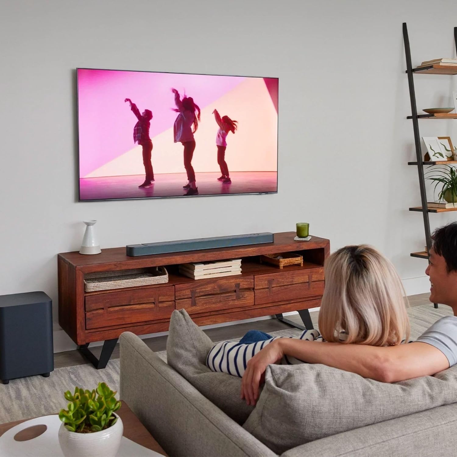 JBL Bar 500: 5.1-Channel soundbar with MultiBeam™ and Dolby Atmos®, Black - Image 3