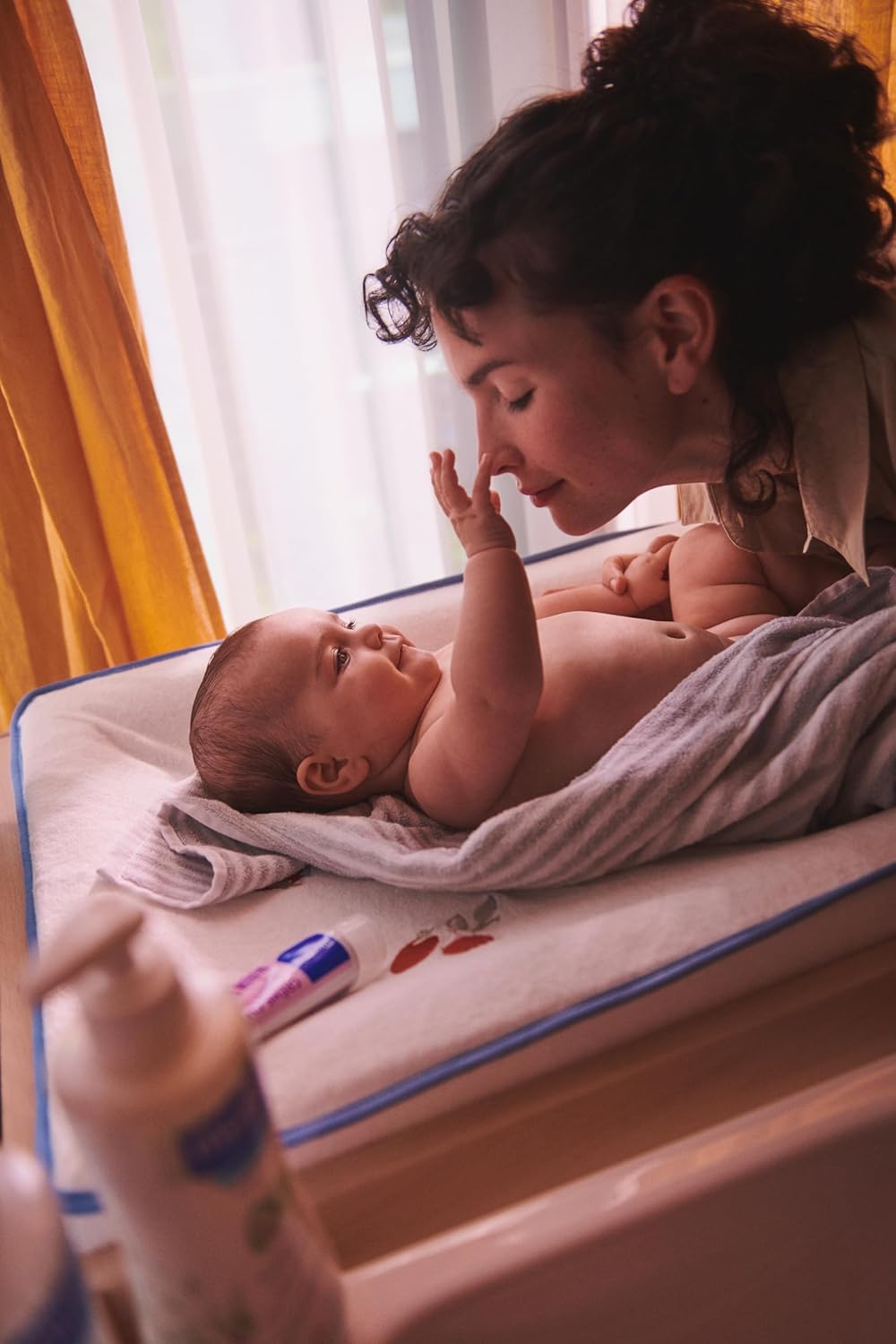 Mustela Newborn Arrival Gift Set - Baby Skincare & Bath Time Essentials - Natural & Plant Based - 5 Items Set - Image 11