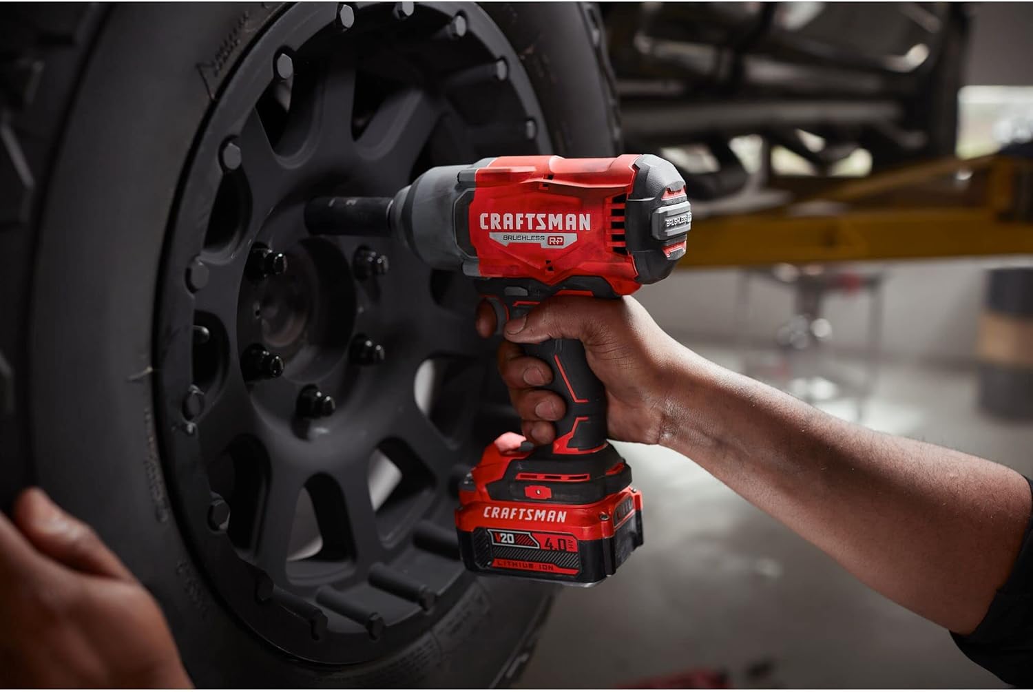 CRAFTSMAN V20 RP Impact Wrench, Cordless, Brushless, High Torque, 1/2 Inch, 4Ah Battery and Charger Included (CMCF940M1) - Image 7