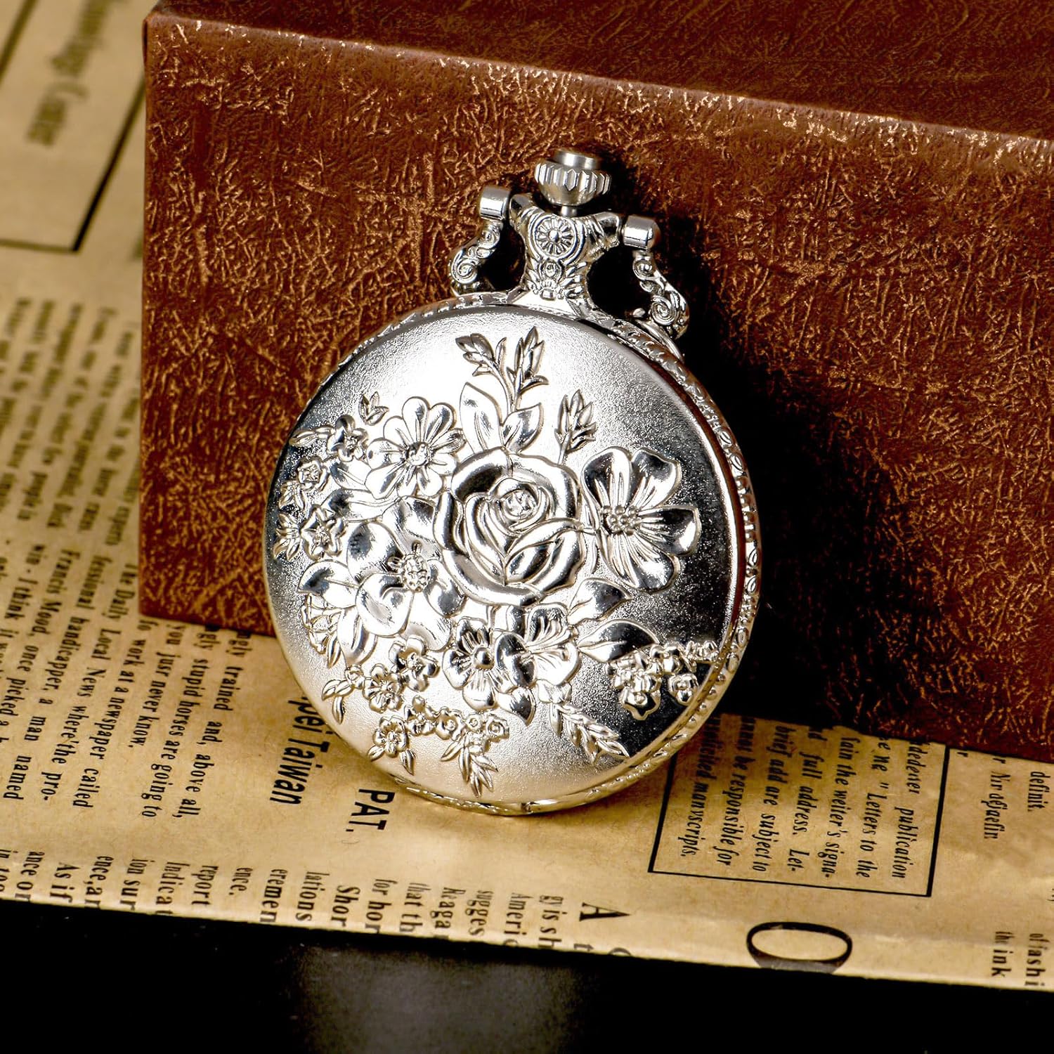 BOSHIYA Retro Flower Openwork Cover Quartz Pocket Watch with Chain Half Hunter Pocket Watches for Women with Box, for Mother's Day - Image 4